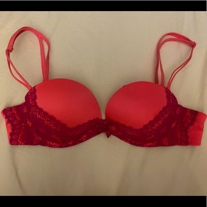 Victoria’s Secret Pushup Bra Size 34B Strapless